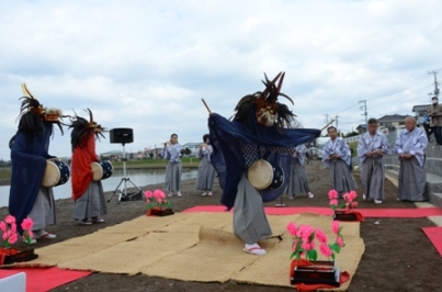 ささら獅子舞保存会によるささら獅子舞