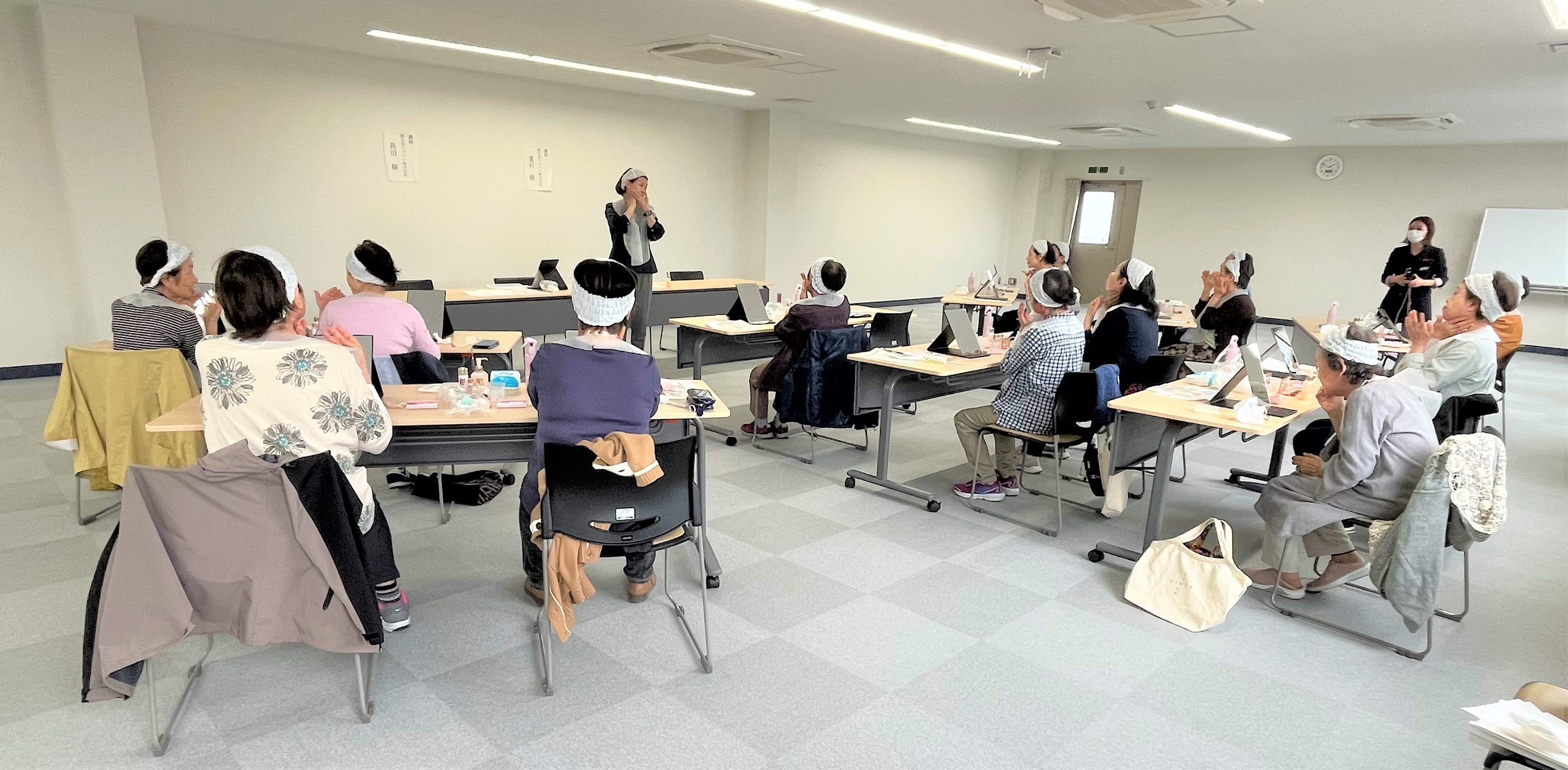 いきいき美容教室の様子です