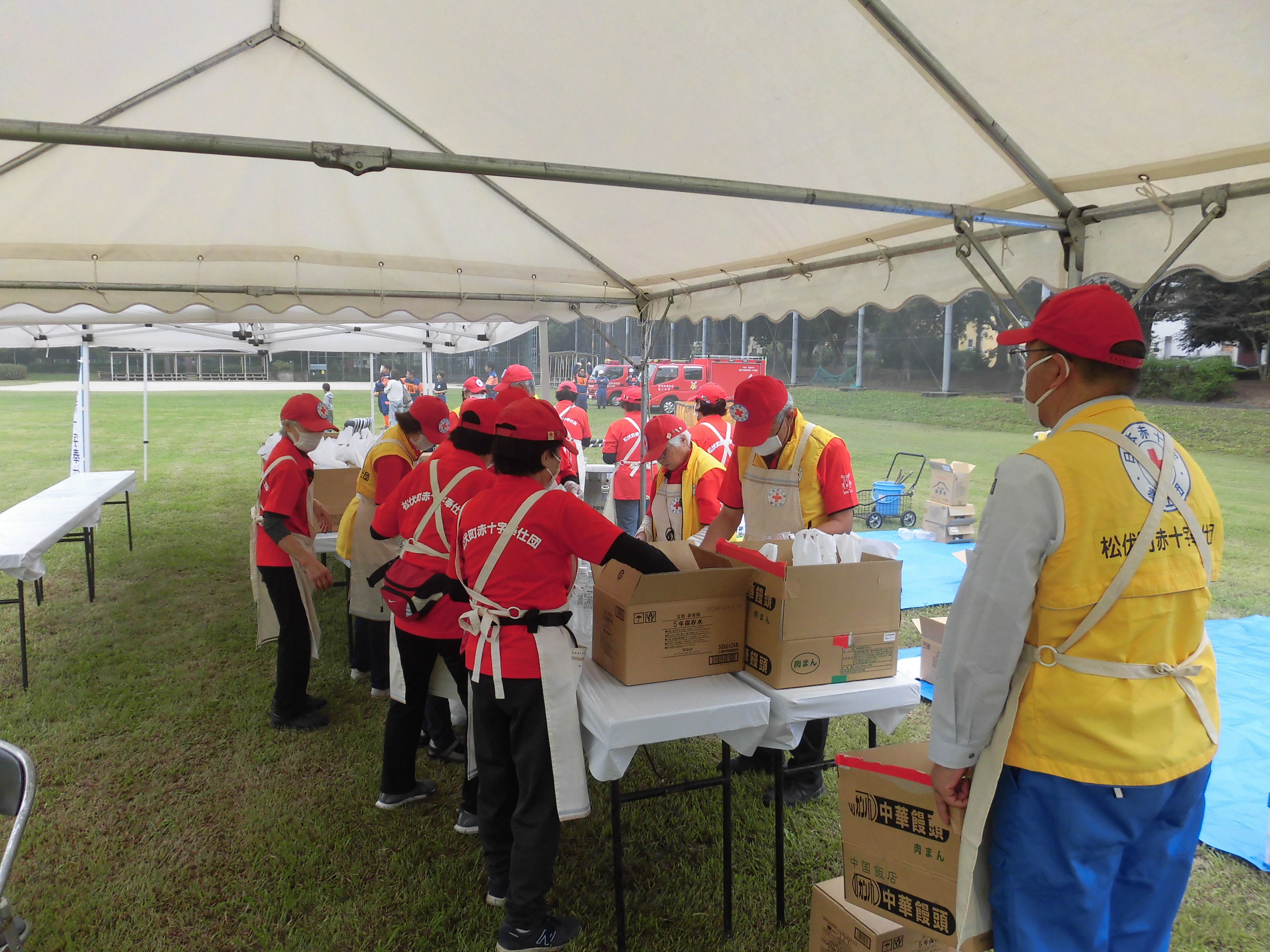 赤十字奉仕団の活動の様子1