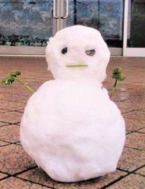 かわいいゆきだるま