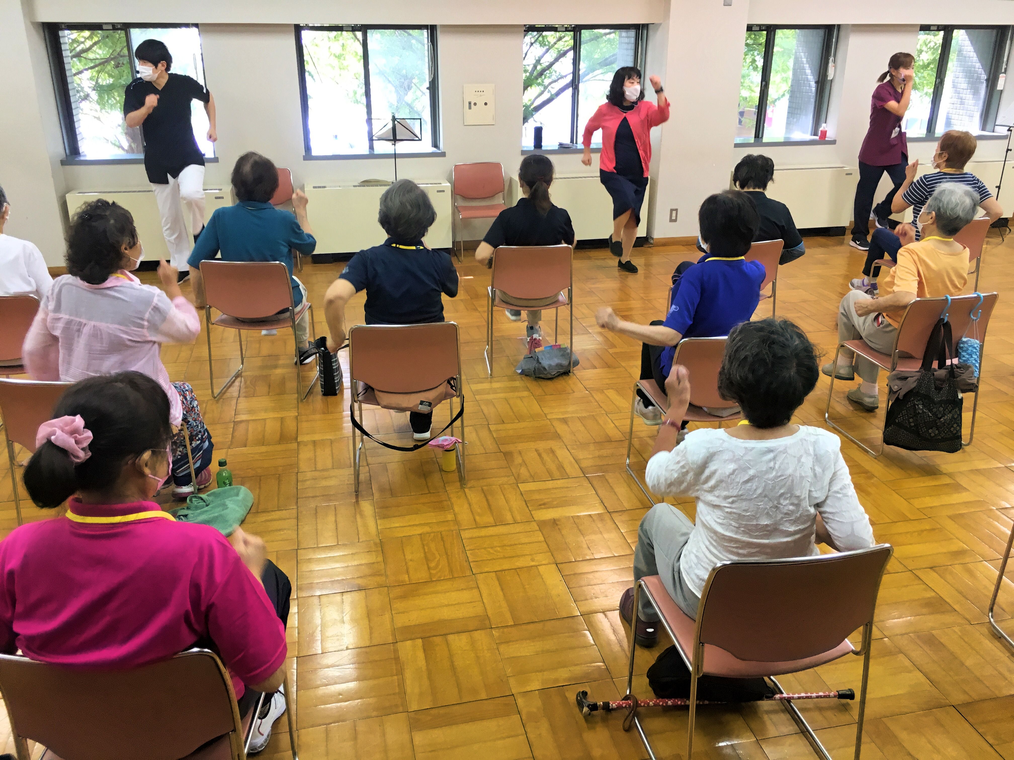 クラブ活動の様子1（準備体操）