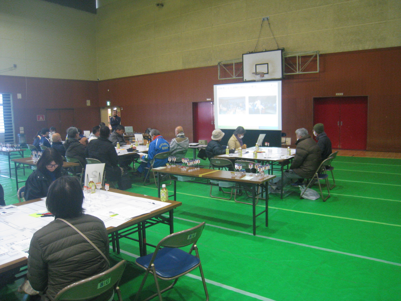 避難所開設訓練の様子1