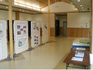 展示ホールの写真